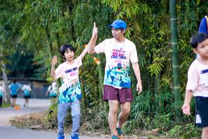 BIB: 8057, 8142
                            <button type="button" onclick="openModal(19117229)" class="btn btn-primary btn-sm float-right btn-popup" data-toggle="modal" data-target=".modal-high-quality">
                        <i class="fas fa-shopping-cart"></i> Add to Cart
                    </button>
                                            <button type="button" onclick="isThisMe(19117229, true)" class="btn btn-success btn-sm float-right btn-popup btn-isme hidden" data-toggle="tooltip" data-placement="bottom" title="นี่คือรูปของคุณใช่ไหม คลิกที่นี่เพื่อเอาเข้าอัลบั้ม">
                        <i class="fas fa-plus"></i> Add to album
                    </button>
                    <button type="button" onclick="isThisMe(19117229, false)" class="btn btn-warning btn-sm float-right btn-popup btn-isnotme hidden">
                        <i class="fas fa-ban"></i> Remove from album
                    </button>